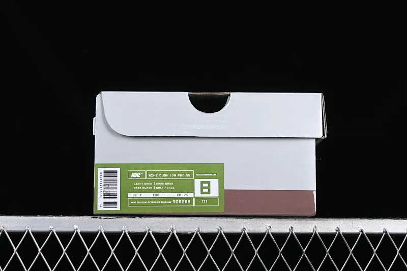 All categories Nk SB Dunk series Nk SB Dunk Low Low-top sneakers Nk SB Dunk Low Touring the world Fog London SB low-top casual sneakers 308269-111